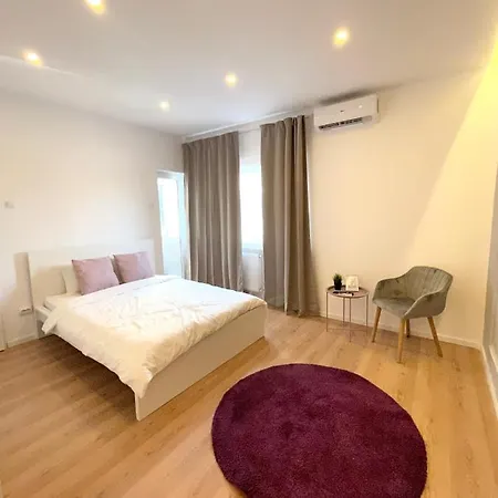 Apartman On The River Ultra Bukarest
