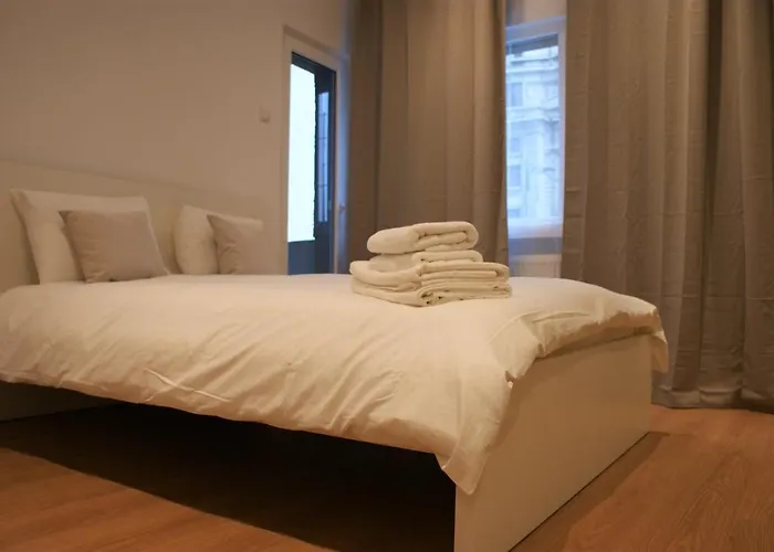 On The River Ultra Appartement Boekarest