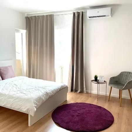 On The River Ultra * Boekarest