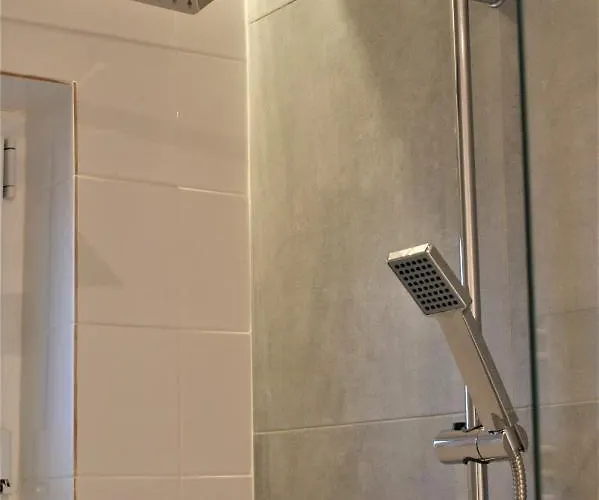 On The River Ultra * Bucureşti