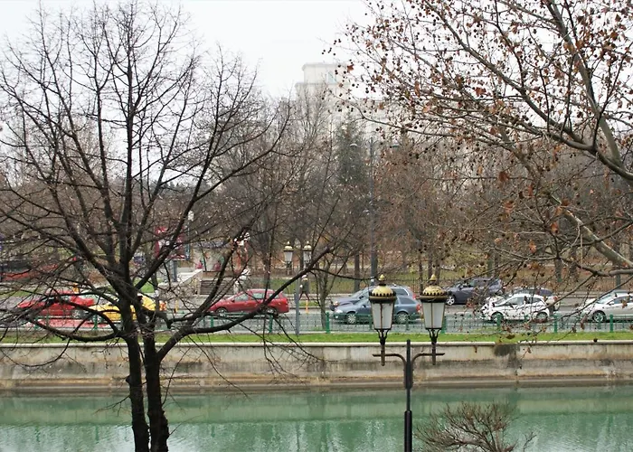 On The River Ultra Apartment