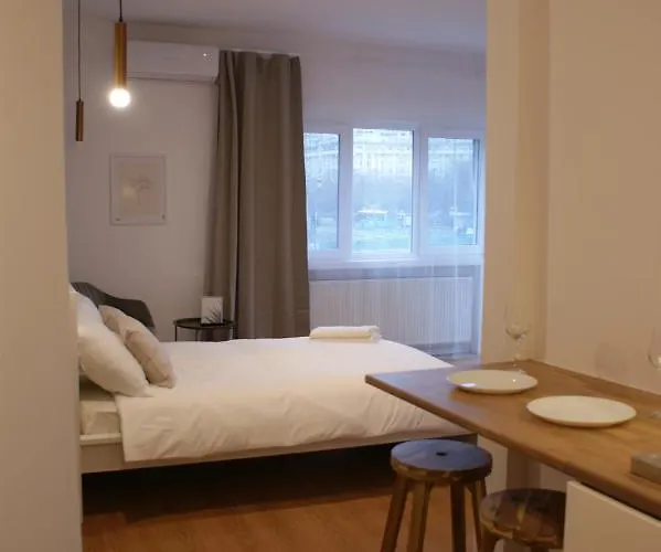 On The River Ultra アパート *