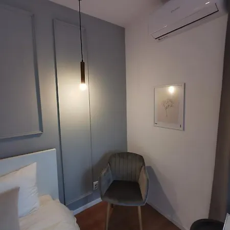 On The River Ultra בוקרשט